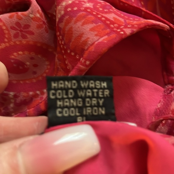 Vintage Eye Candy Fuscia Maxi circa 90s spaghetti straps and flounced bottom - Picture 6 of 6